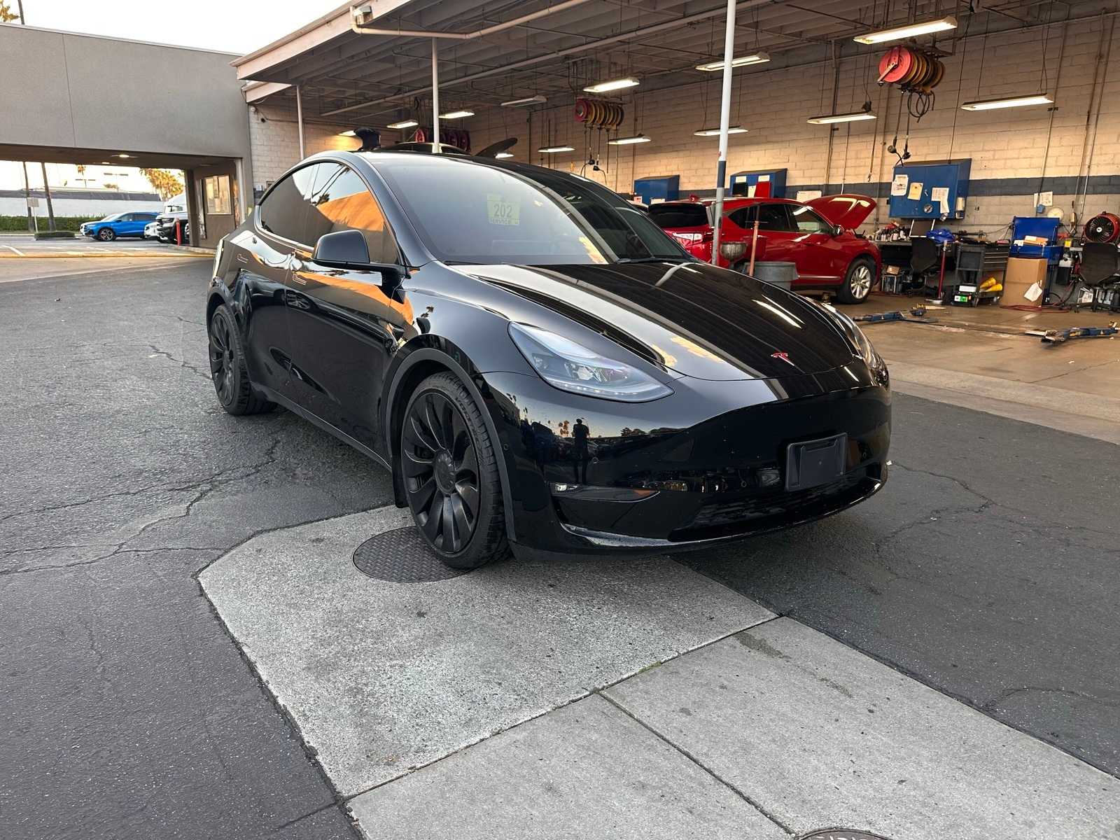 Thumbnail: 2022 Tesla Model Y - 7