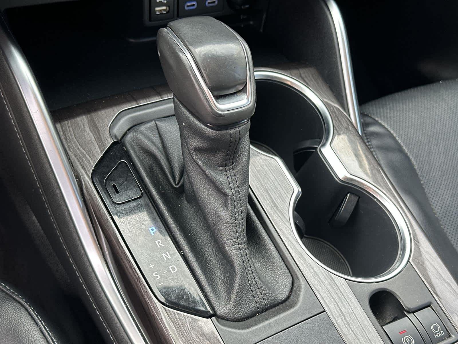 Thumbnail: 2022 Toyota Highlander - 18