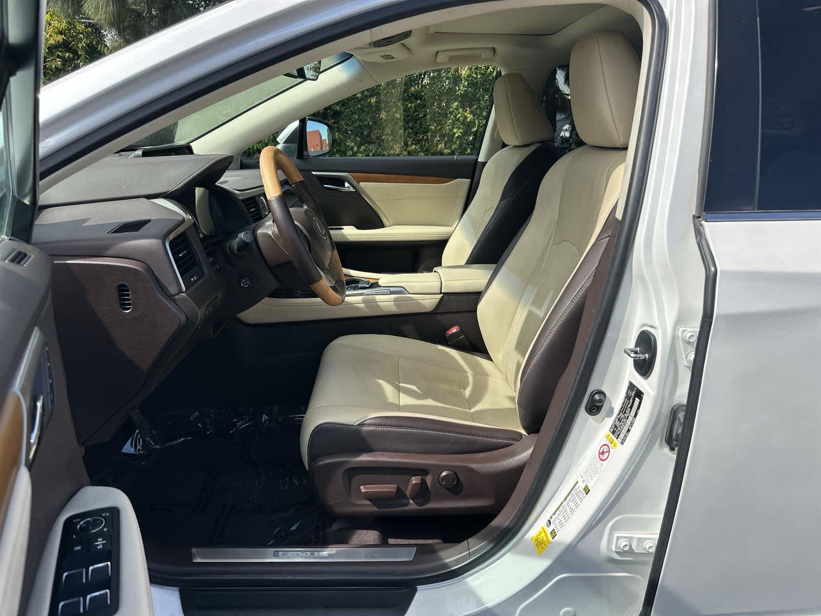 Thumbnail: 2019 Lexus RX - 11