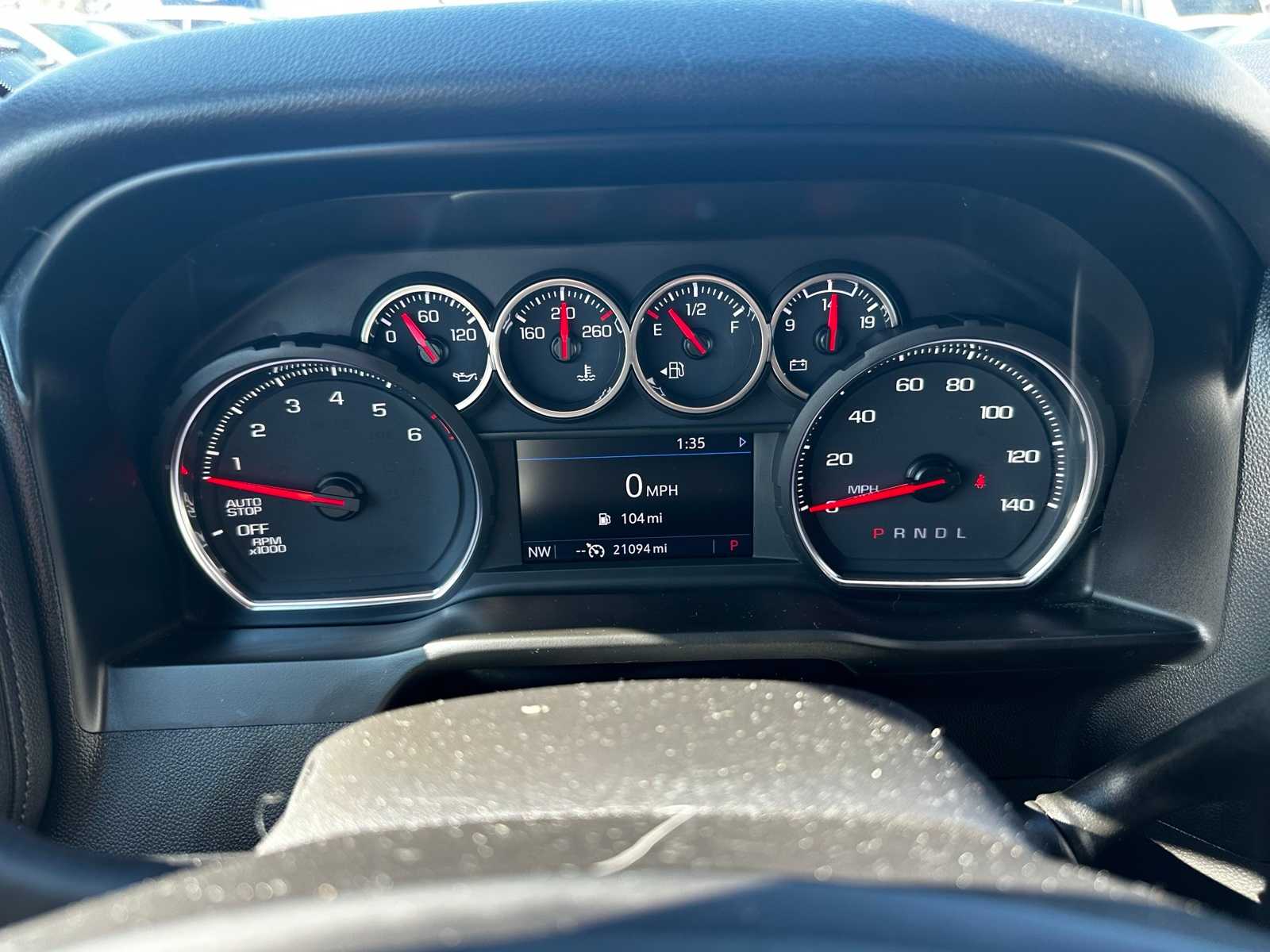 Thumbnail: 2021 Chevrolet Silverado 1500 - 21