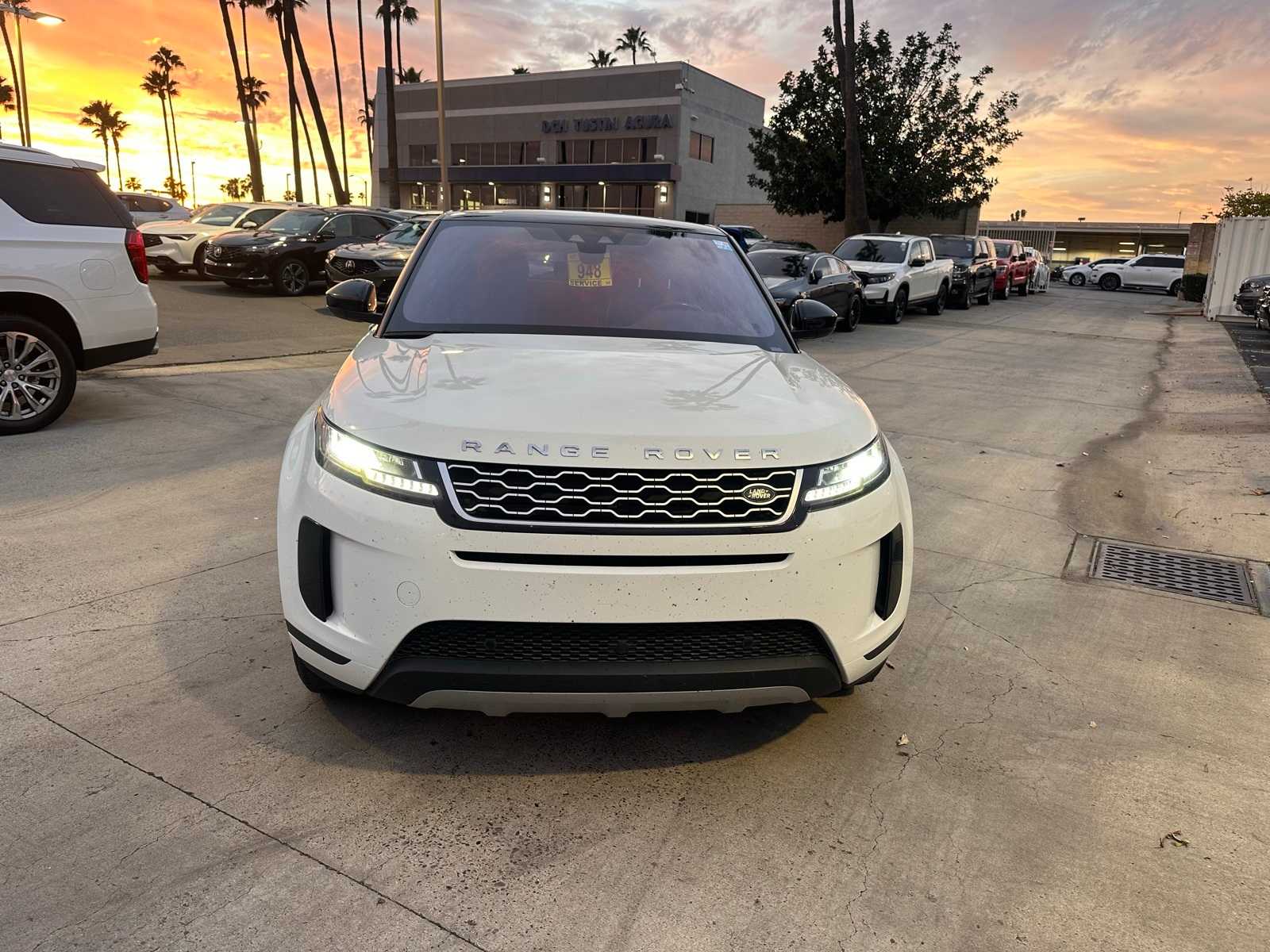 Thumbnail: 2020 Land Rover Range Rover Evoque - 8