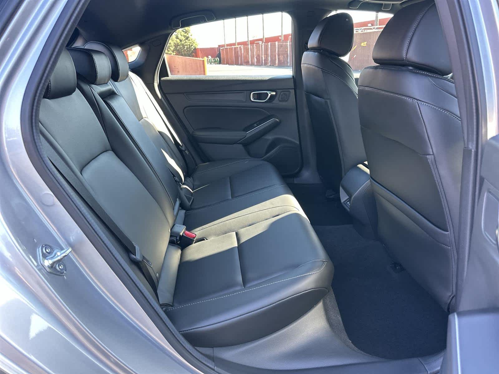 Thumbnail: 2025 Acura Integra - 13