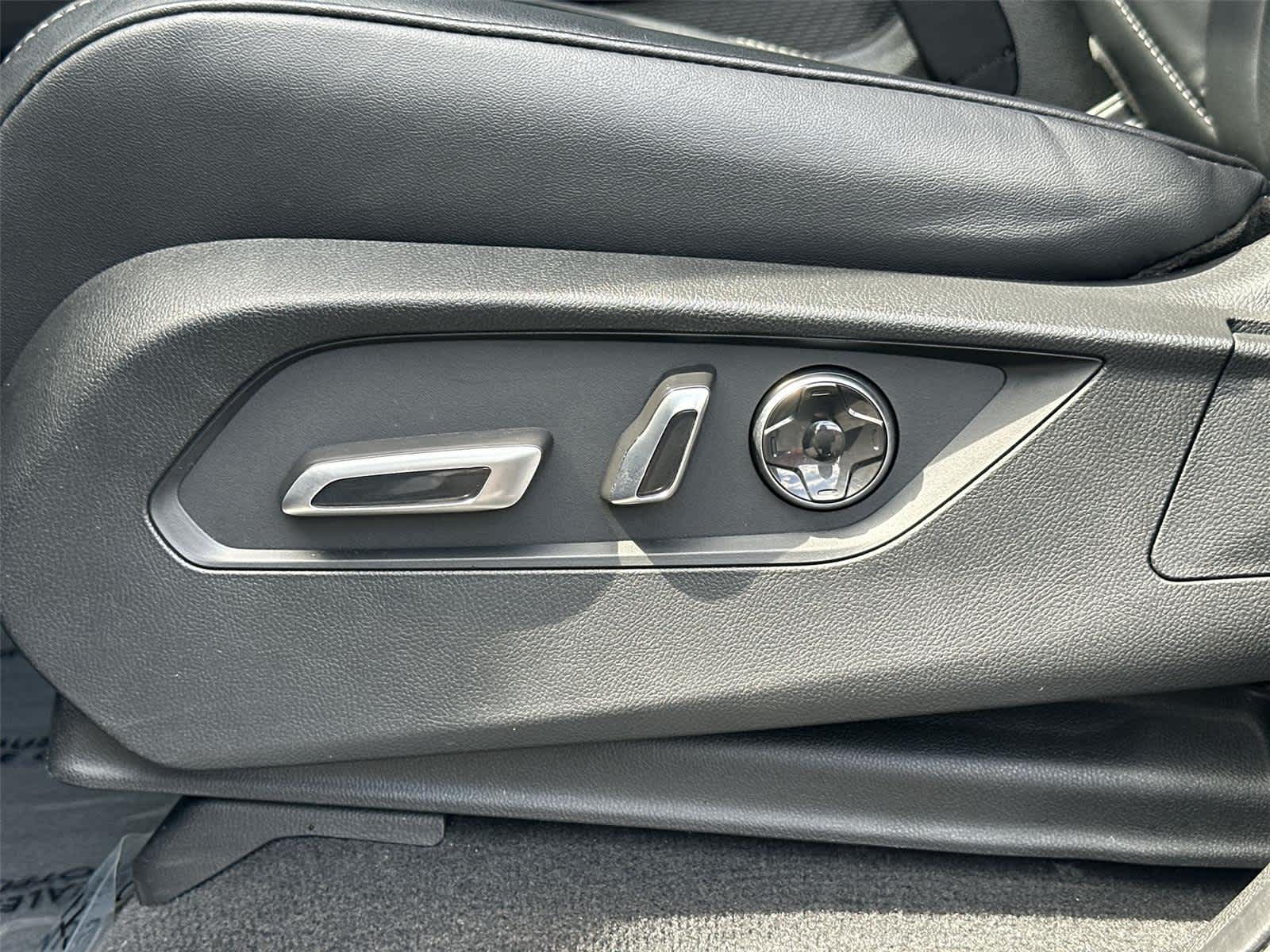 Thumbnail: 2025 Acura MDX - 23