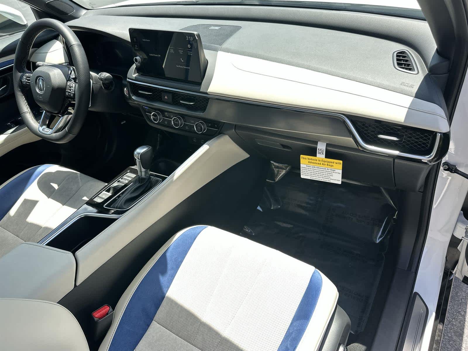 Thumbnail: 2025 Acura ADX - 12
