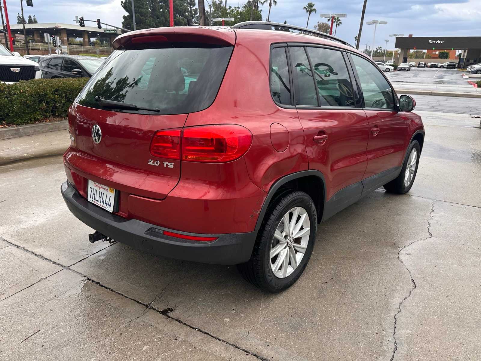 Thumbnail: 2015 Volkswagen Tiguan - 5