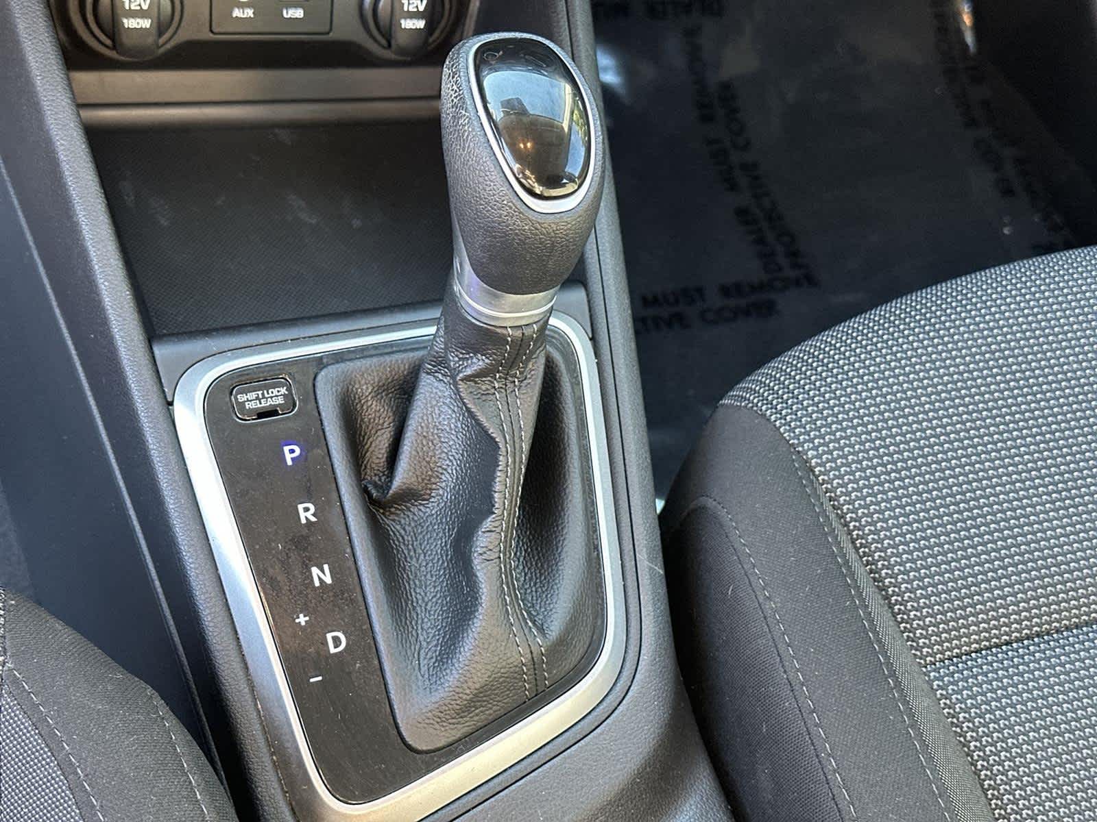 Thumbnail: 2022 Hyundai Accent - 17