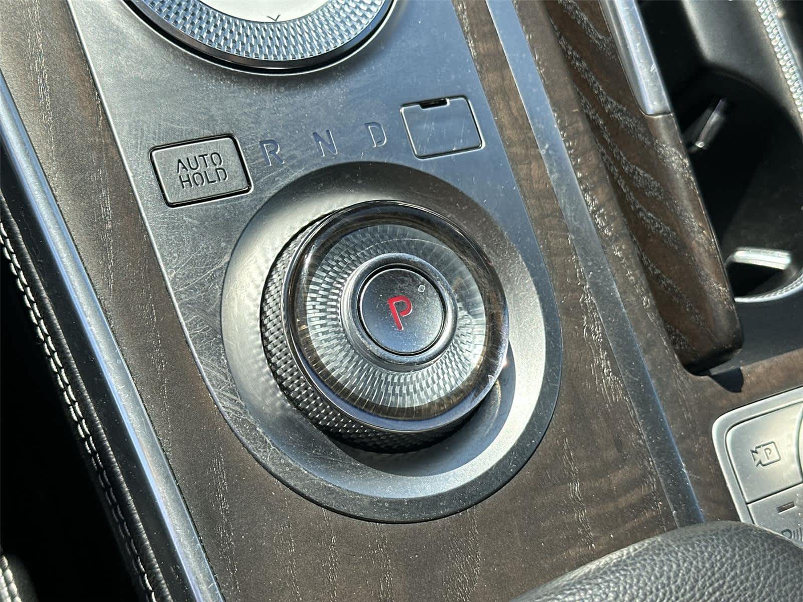 Thumbnail: 2021 Genesis GV80 - 18