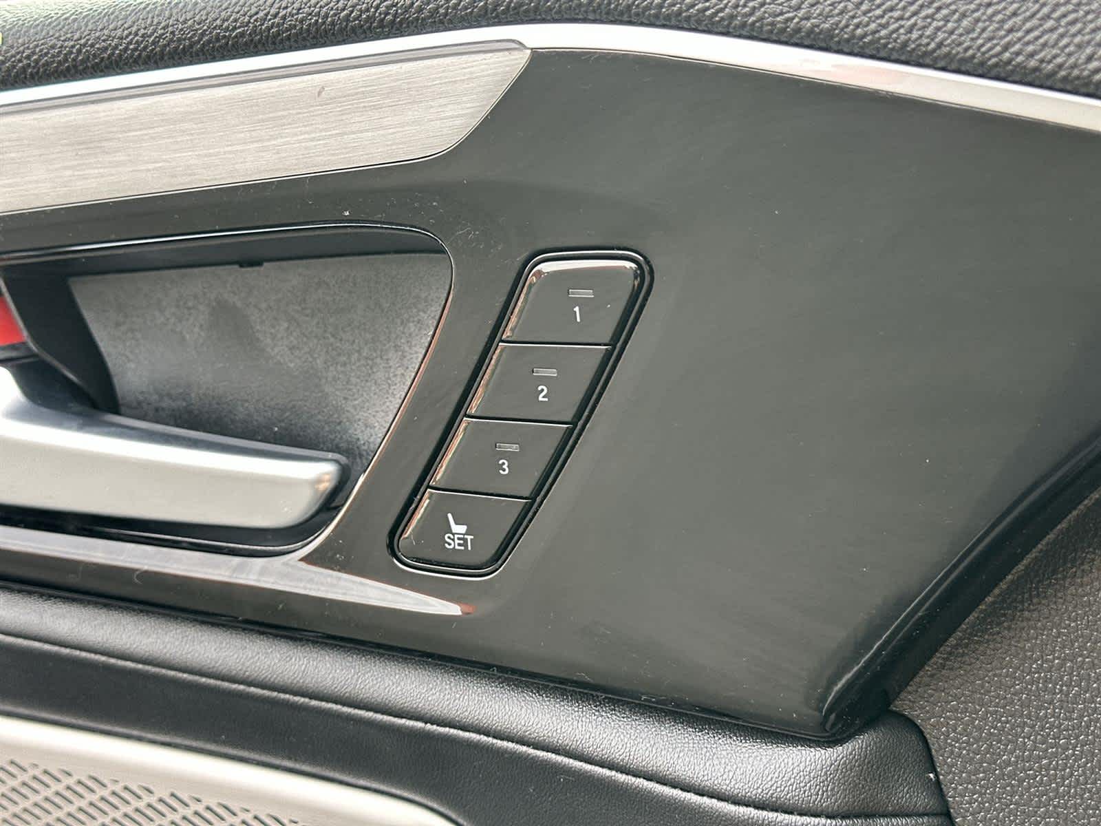 Thumbnail: 2024 Acura MDX - 30