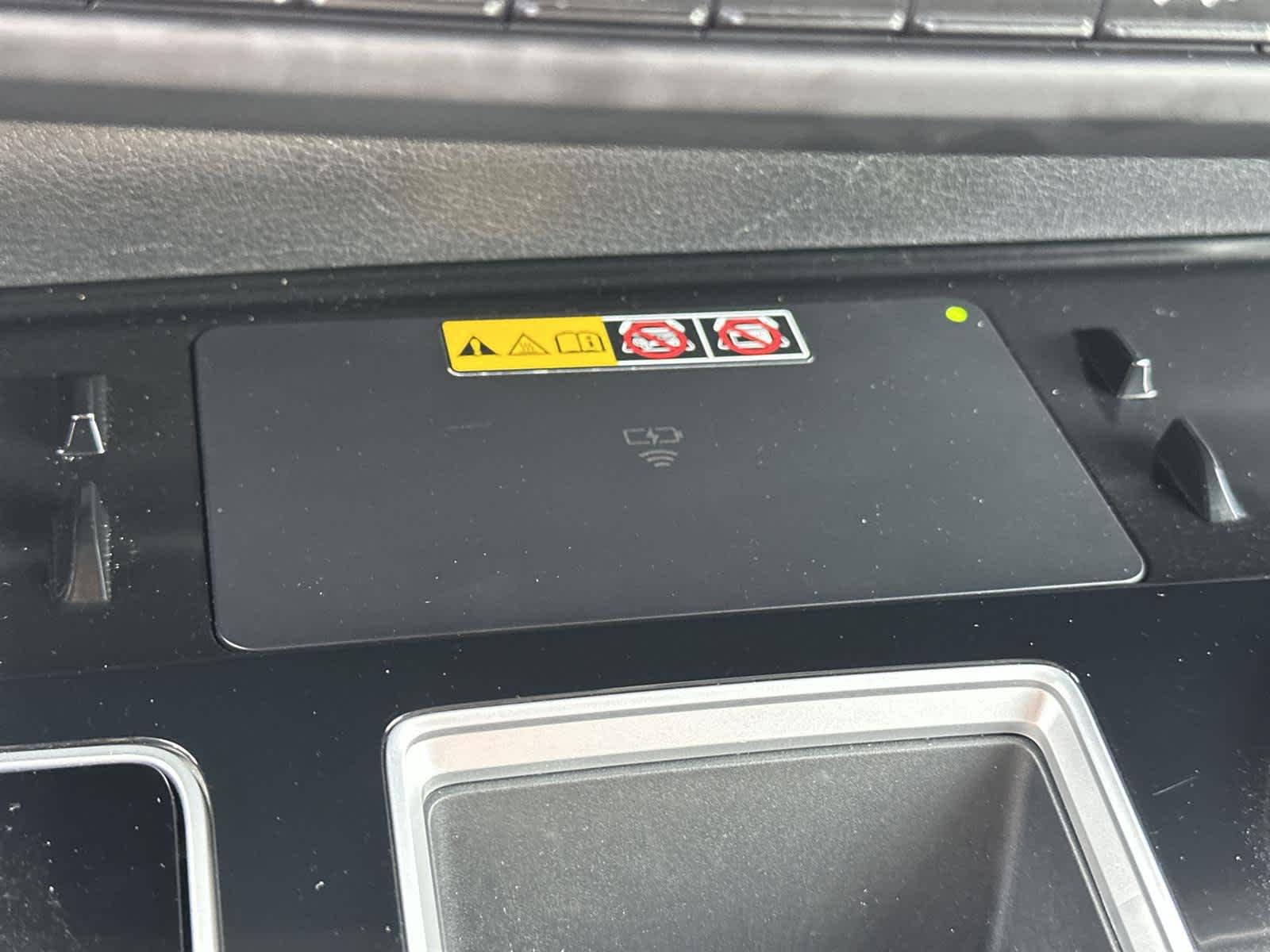 Thumbnail: 2025 Toyota Sienna - 27