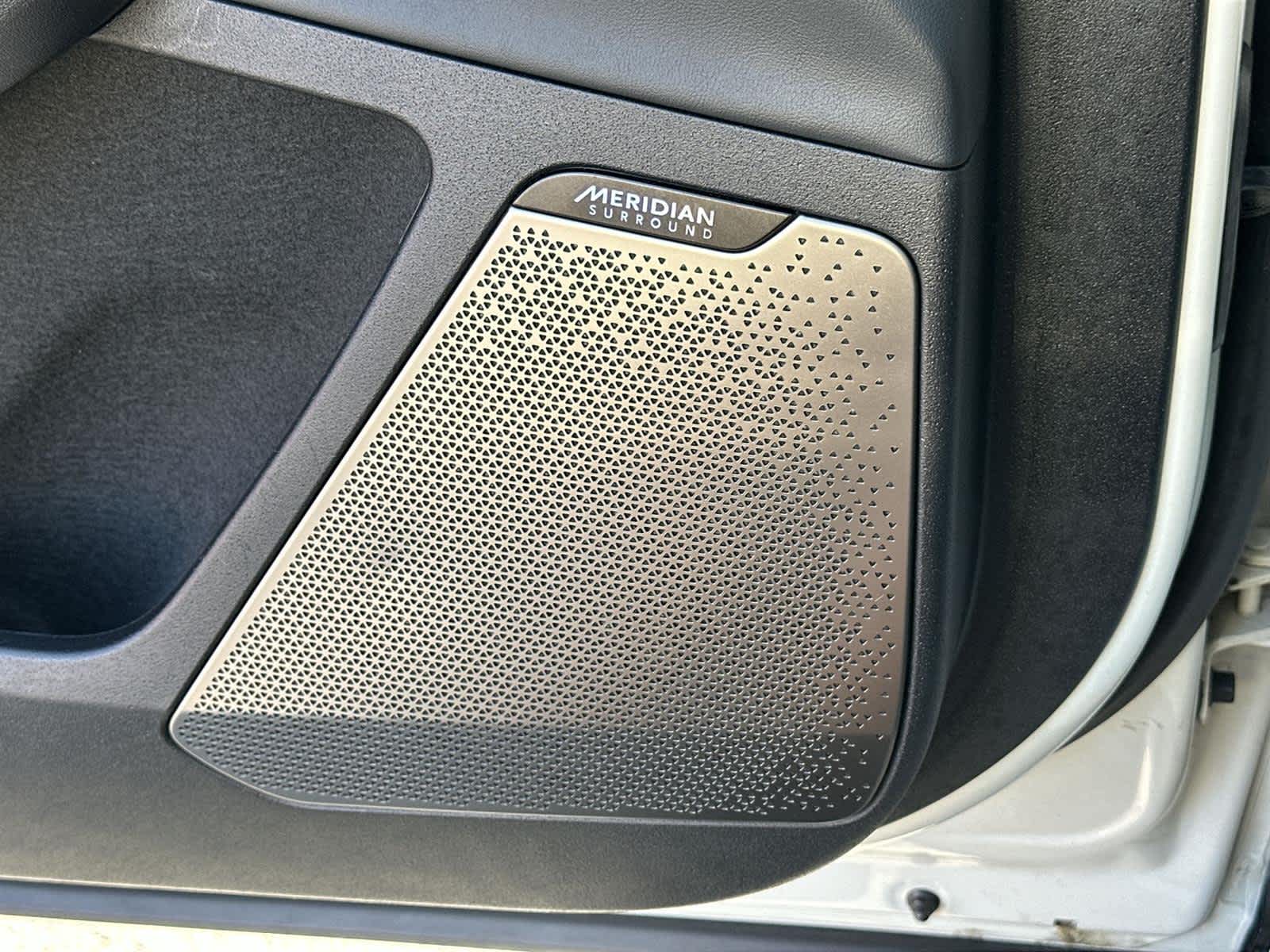 Thumbnail: 2022 Kia EV6 - 30