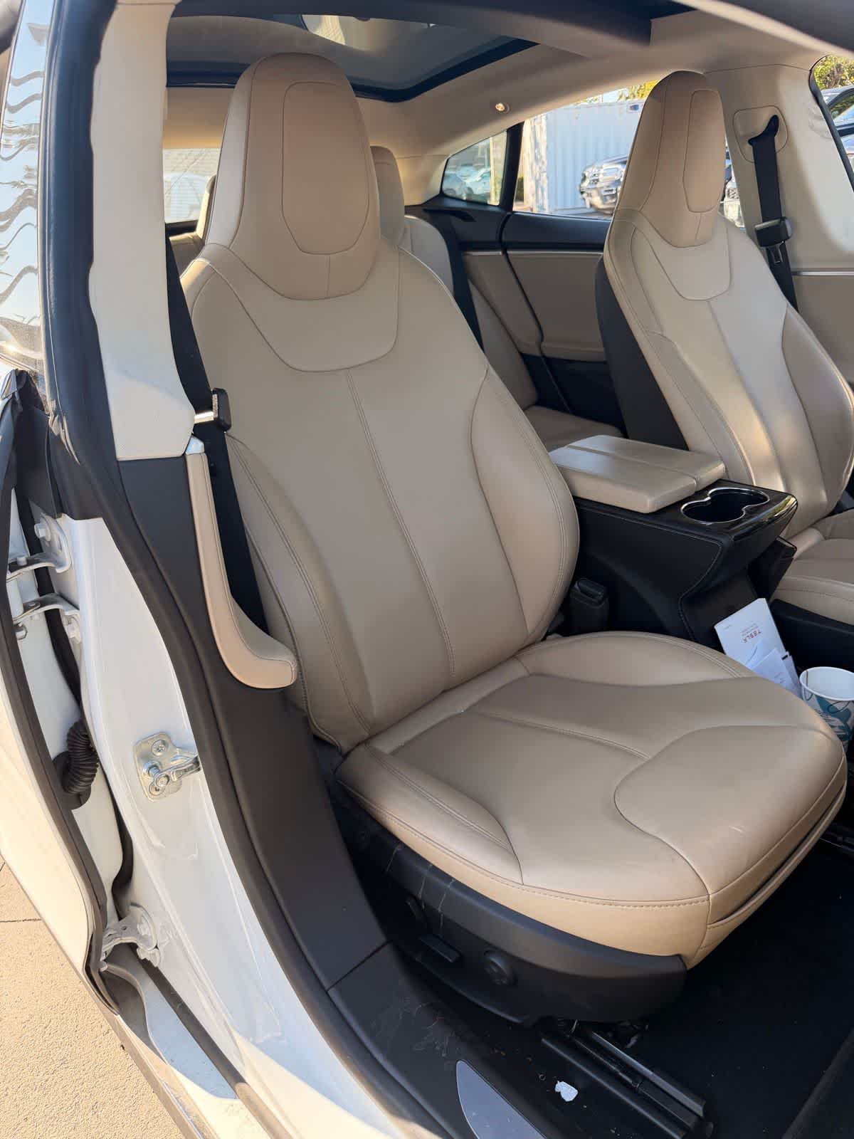 Thumbnail: 2015 Tesla Model S - 12