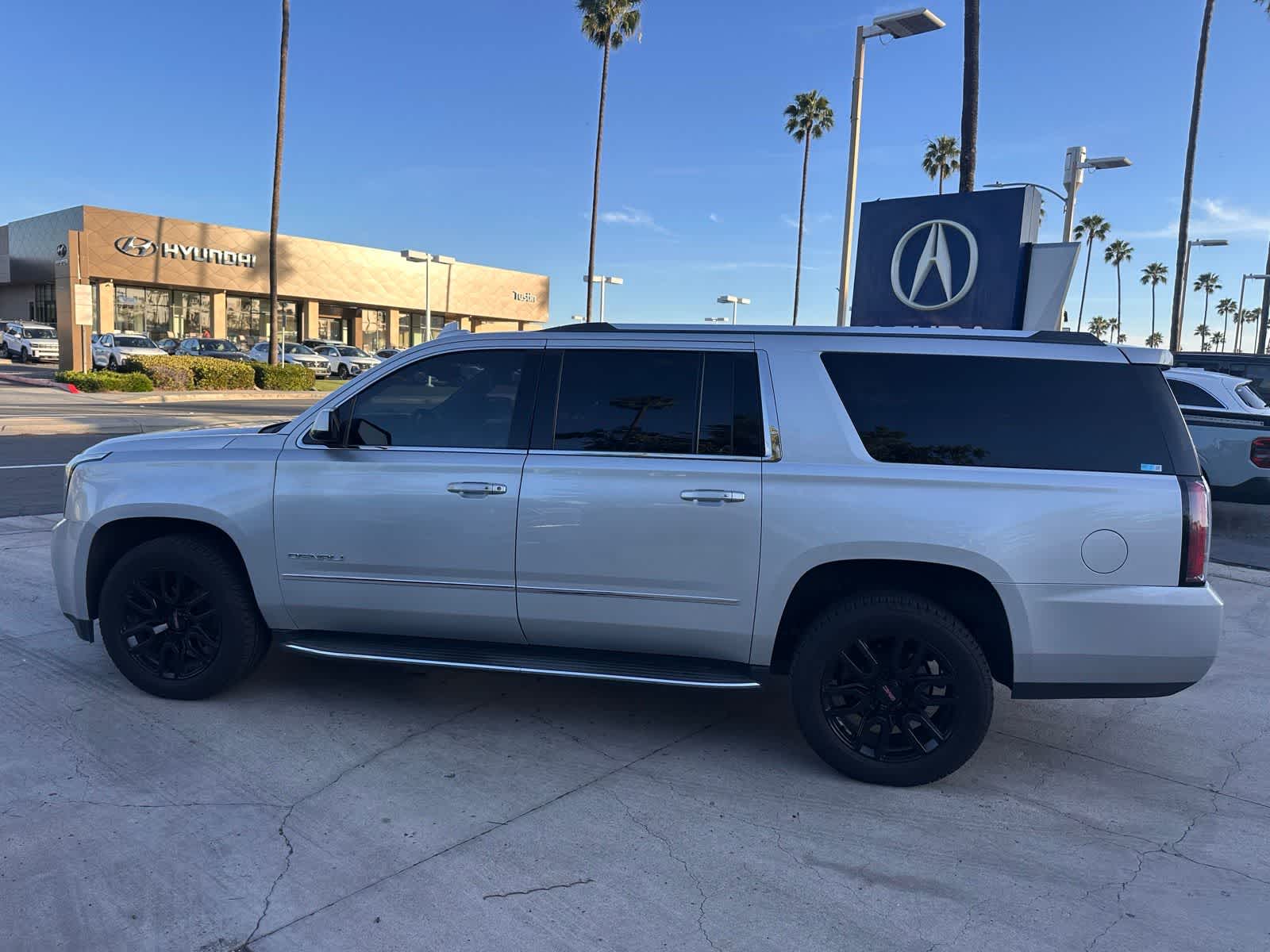 Thumbnail: 2018 GMC Yukon XL - 2