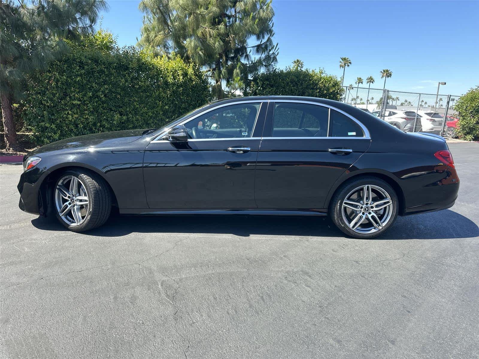 Thumbnail: 2019 Mercedes-Benz E-Class - 3