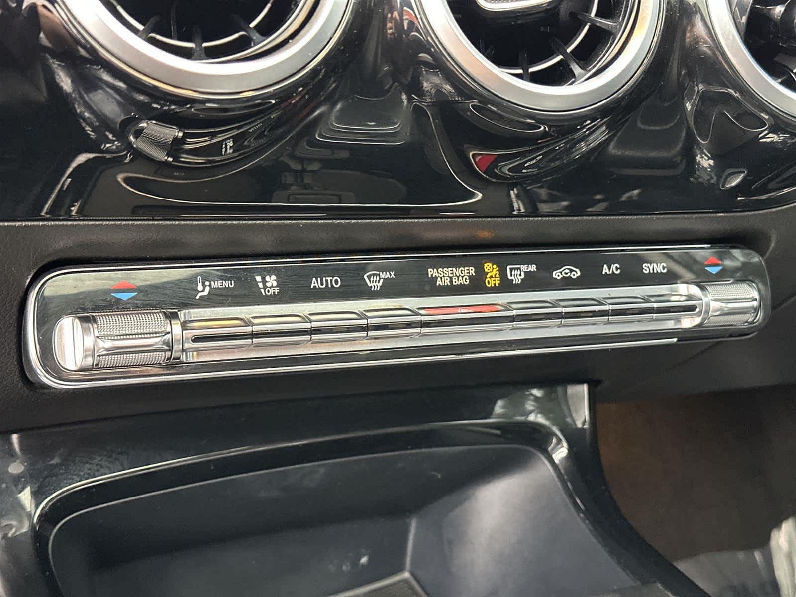 Thumbnail: 2019 Mercedes-Benz A-Class - 27