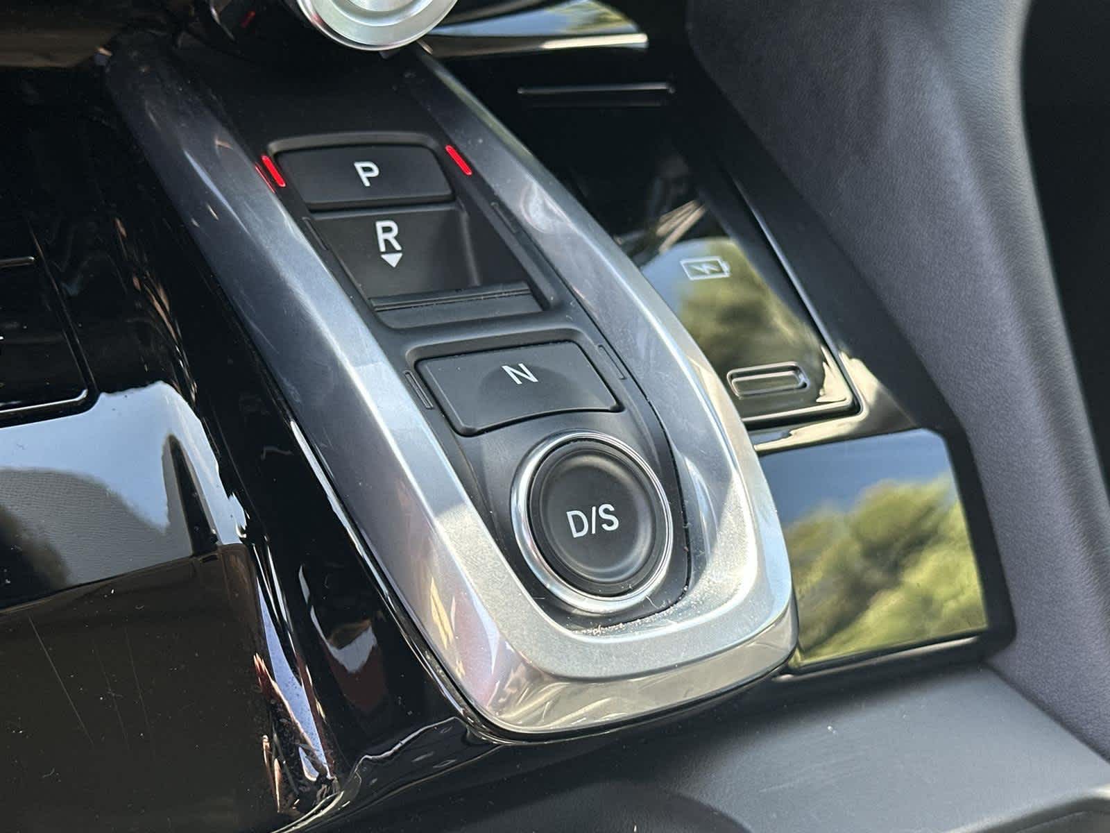 Thumbnail: 2023 Acura MDX - 18