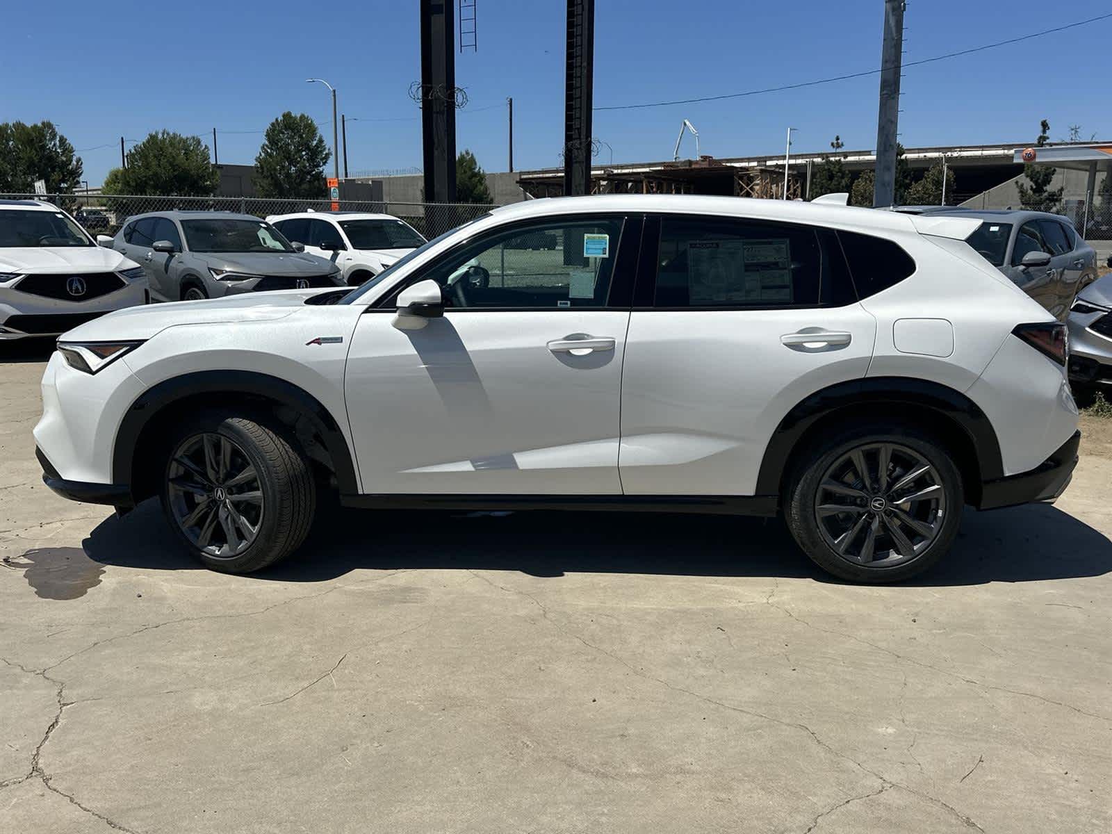 Thumbnail: 2025 Acura ADX - 3