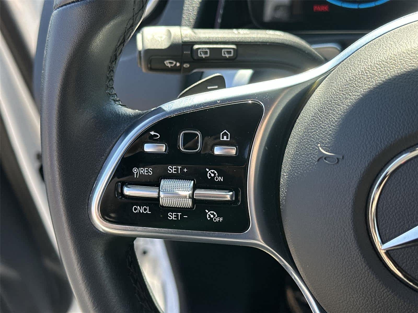 Thumbnail: 2023 Mercedes-Benz EQB - 24