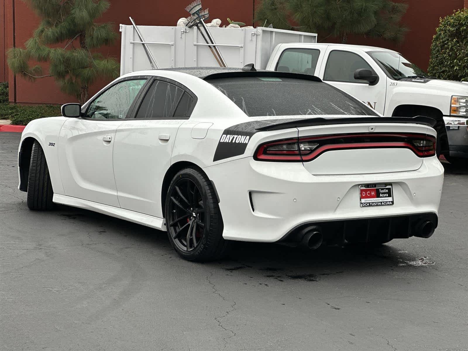 Thumbnail: 2018 Dodge Charger - 4