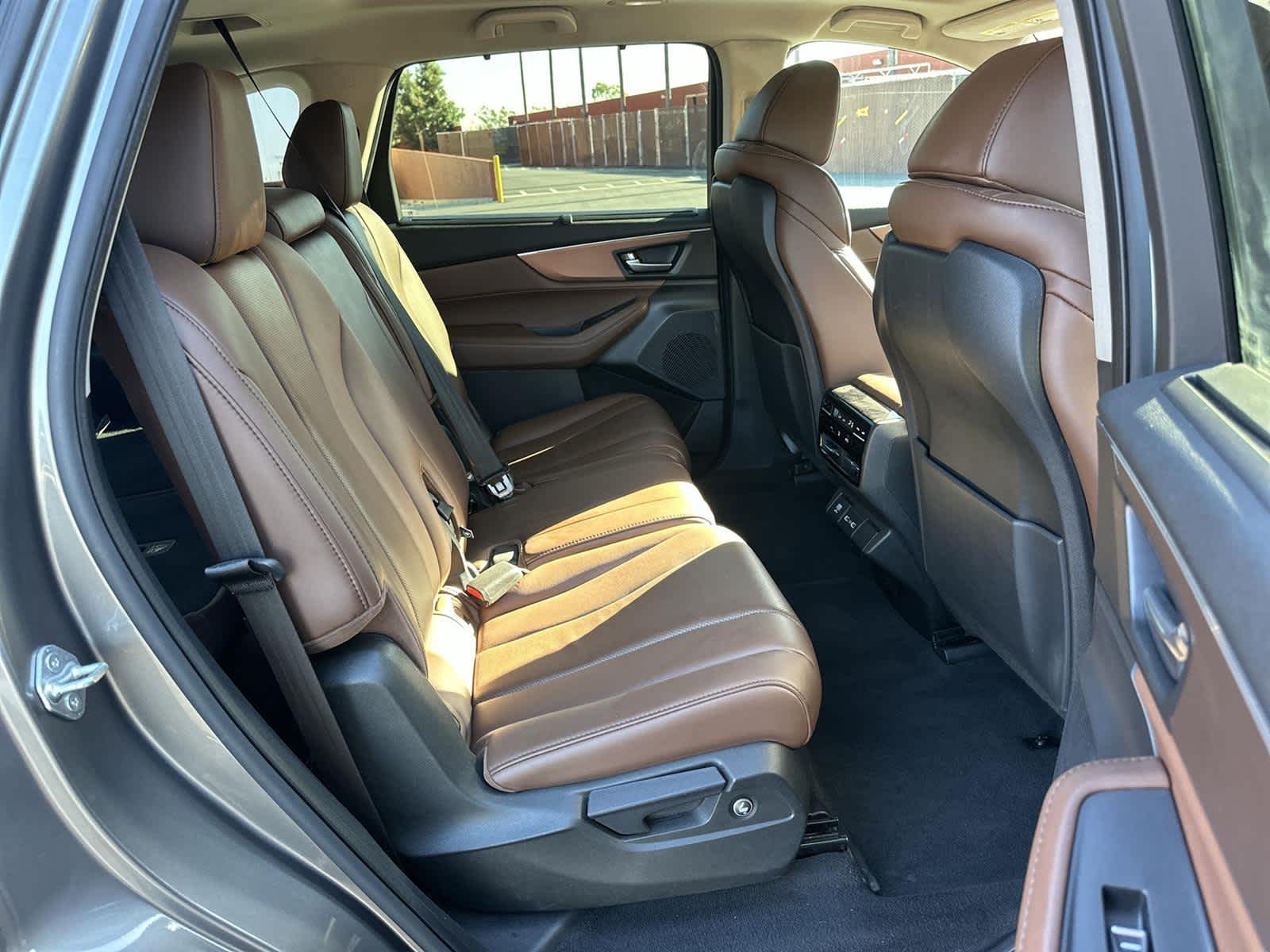 Thumbnail: 2023 Acura MDX - 13