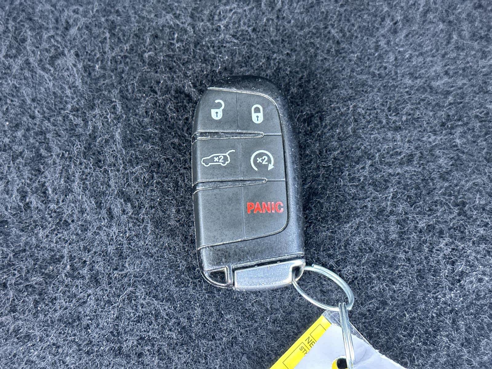 Thumbnail: 2020 Jeep Grand Cherokee - 21