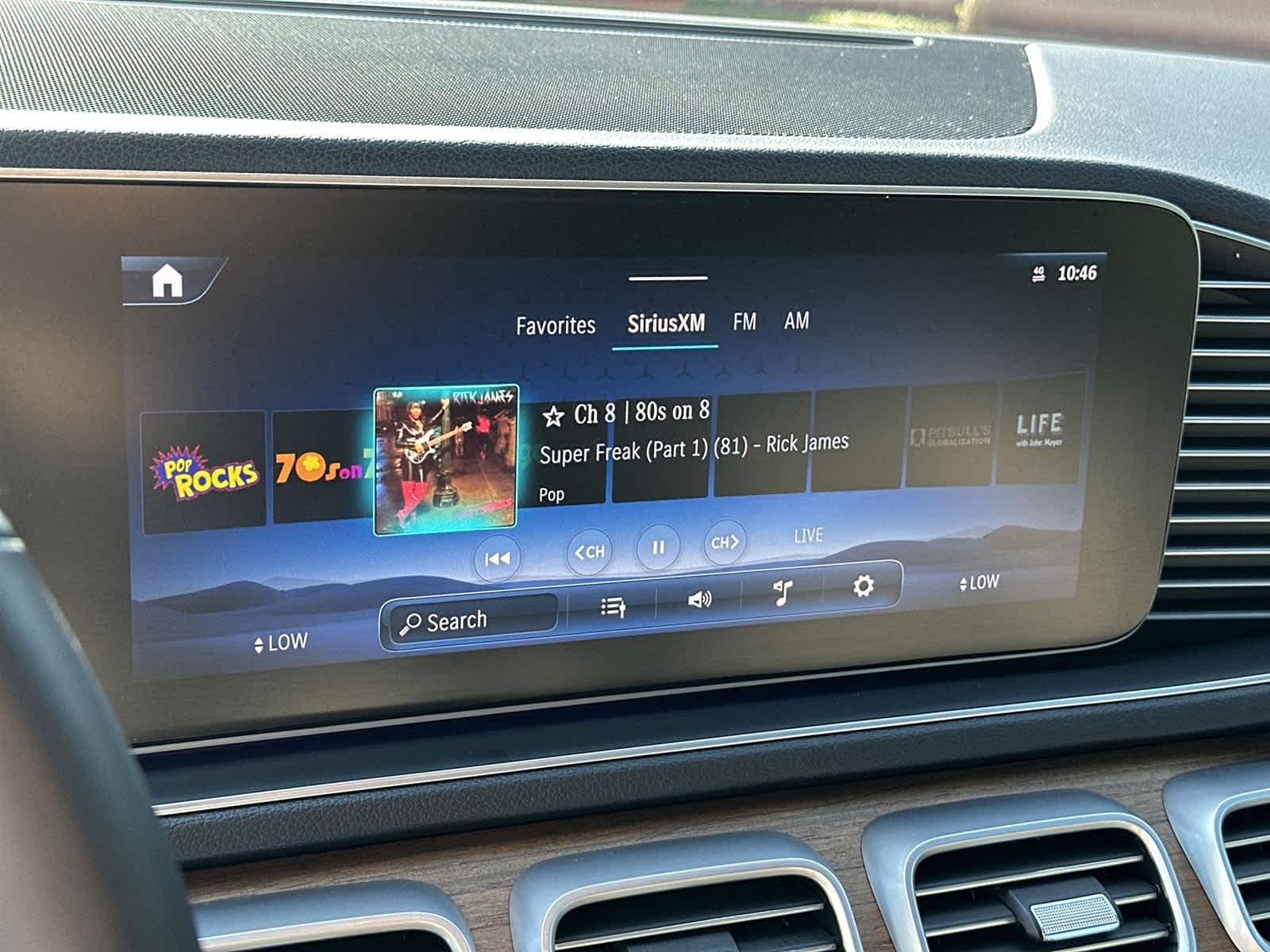 Thumbnail: 2025 Mercedes-Benz GLE - 16