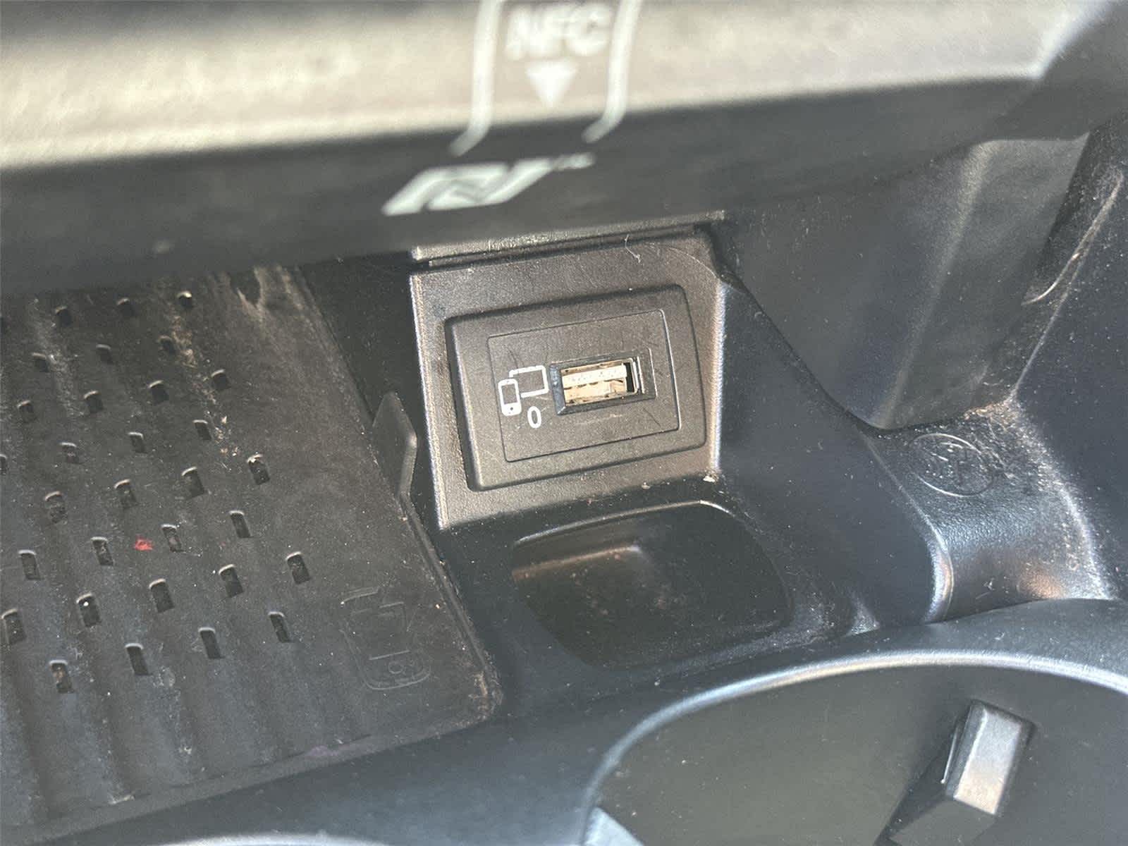 Thumbnail: 2019 Mercedes-Benz E-Class - 30