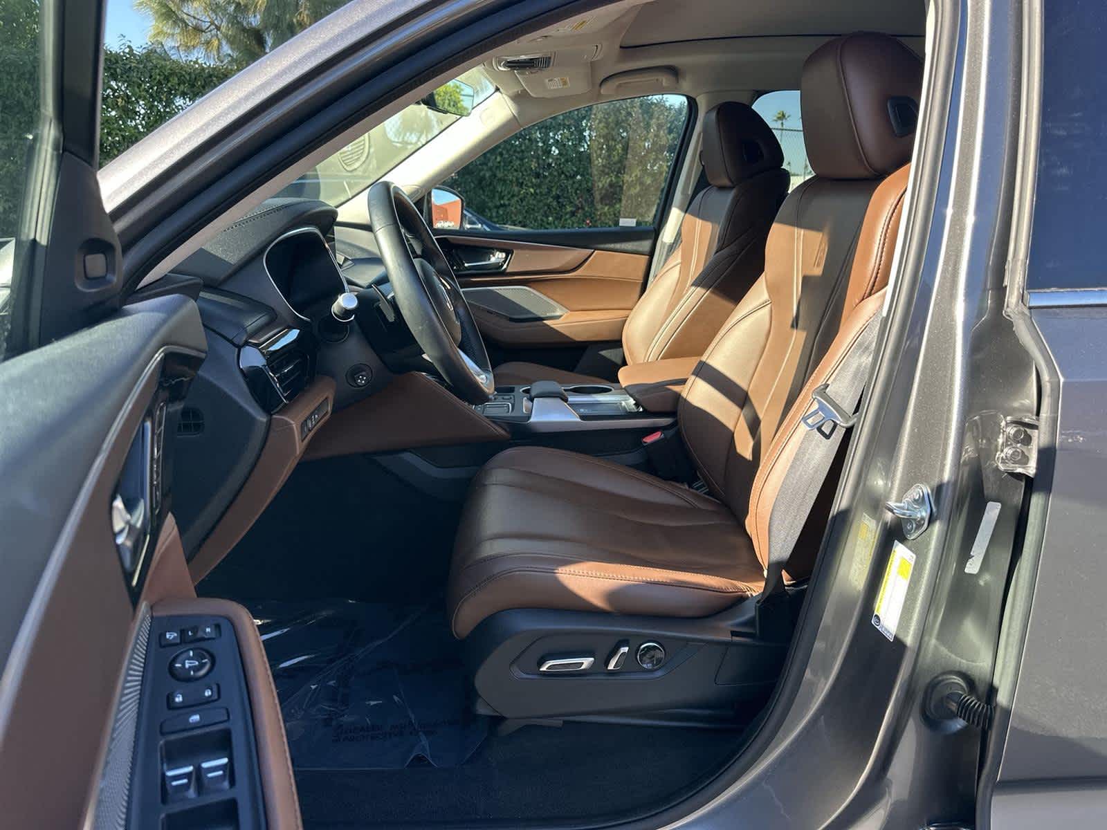 Thumbnail: 2023 Acura MDX - 11