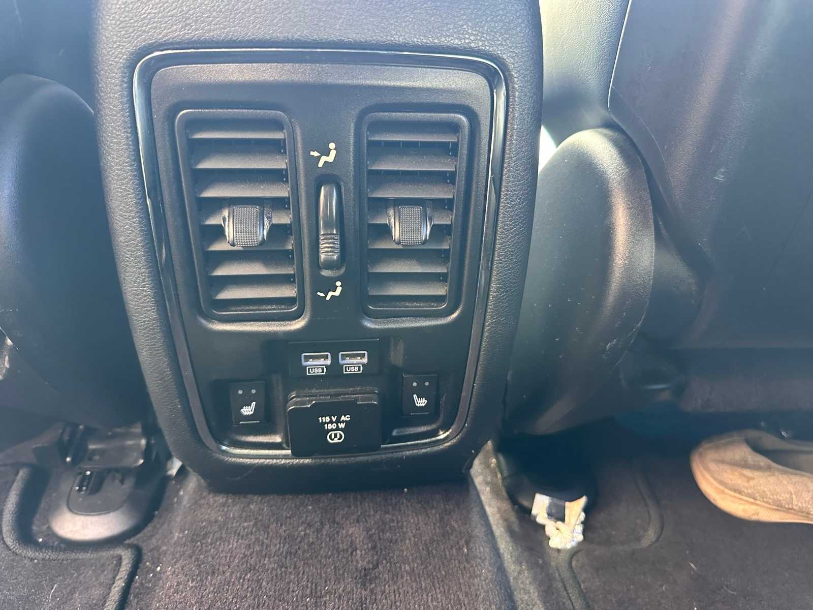 Thumbnail: 2016 Jeep Grand Cherokee - 22