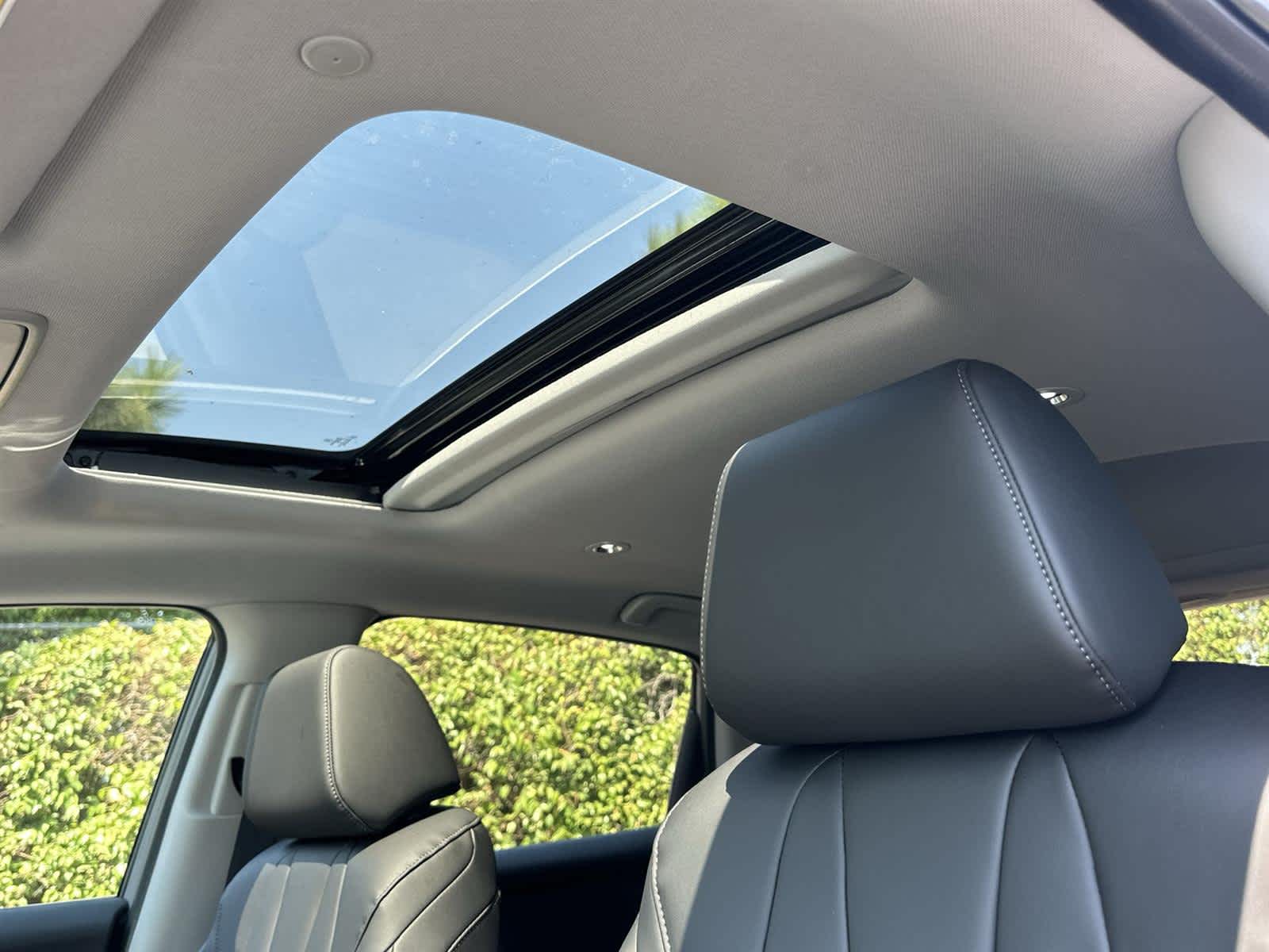 Thumbnail: 2025 Acura ADX - 31