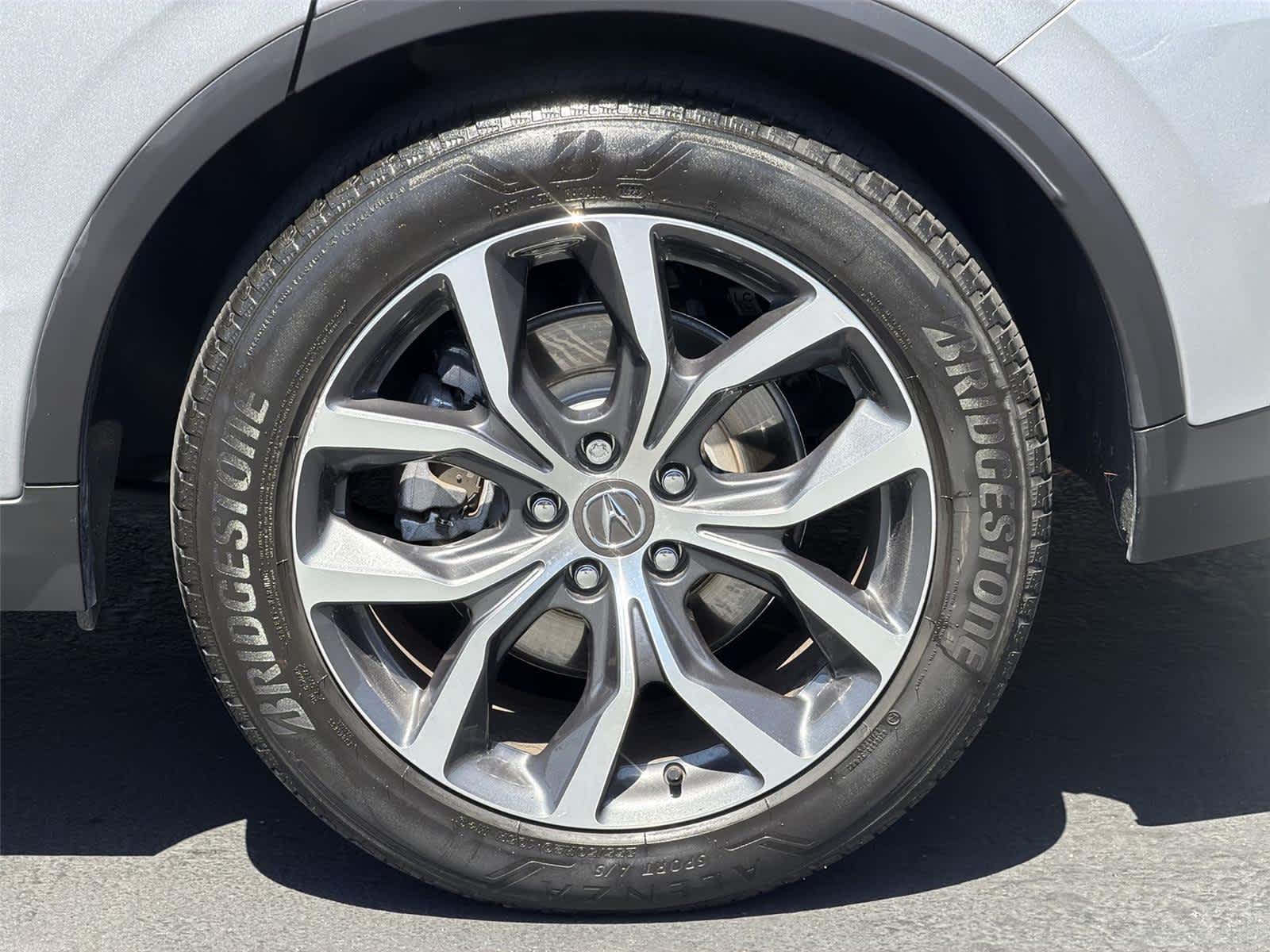 Thumbnail: 2023 Acura MDX - 8