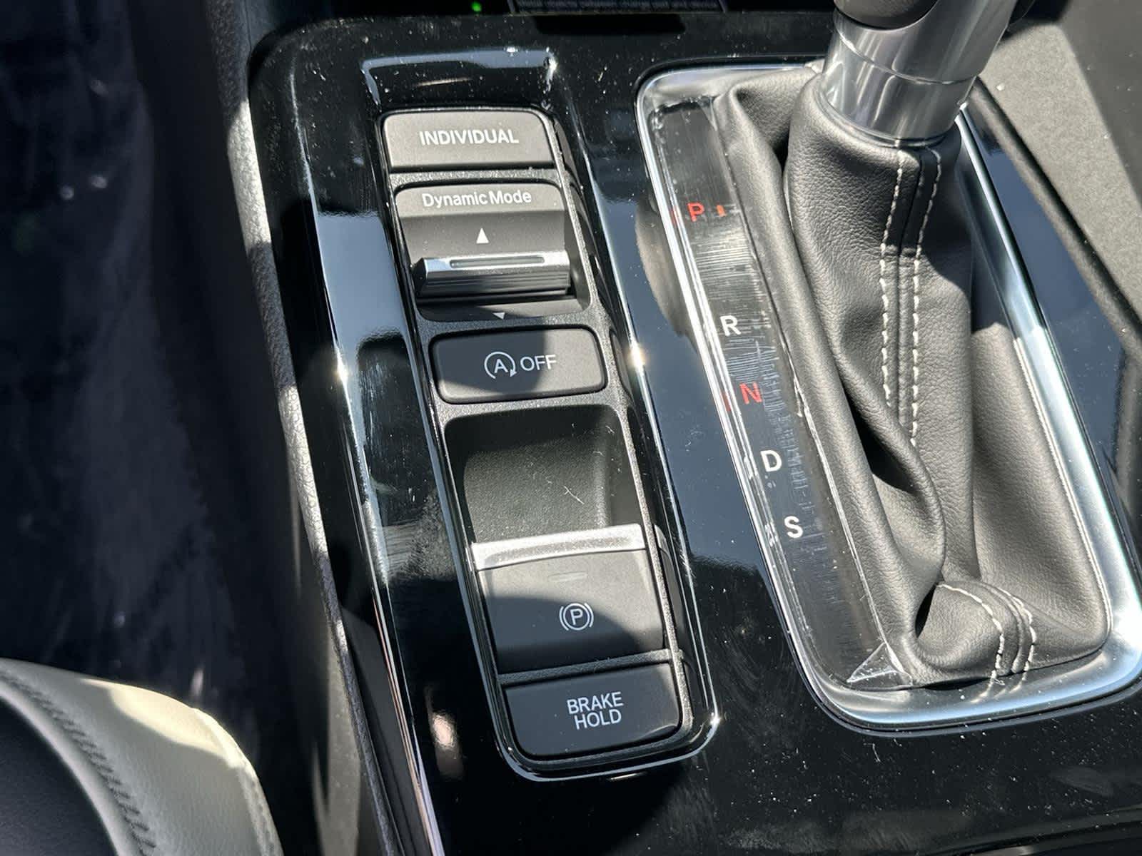 Thumbnail: 2025 Acura Integra - 30