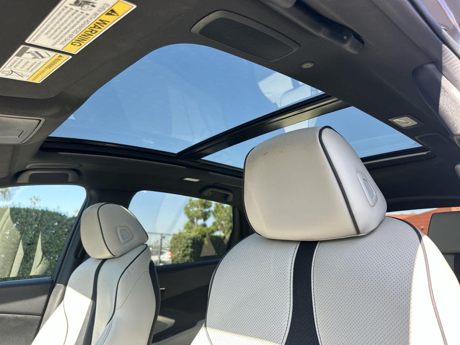 Thumbnail: 2025 Acura RDX - 31