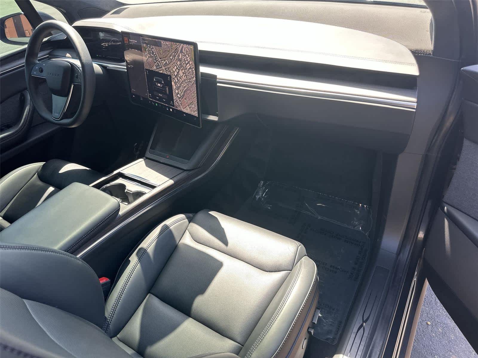 Thumbnail: 2024 Tesla Model X - 12