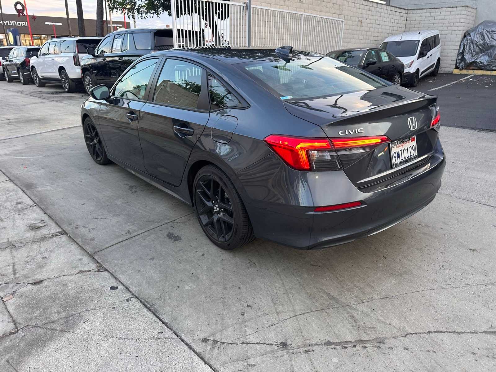 Thumbnail: 2024 Honda Civic - 3