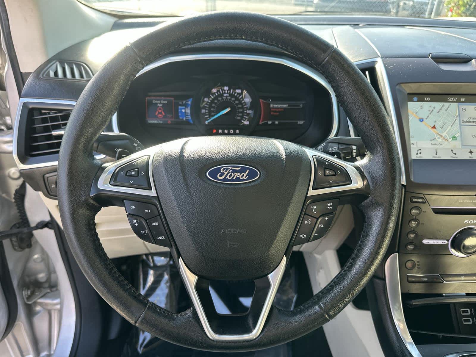 Thumbnail: 2016 Ford Edge - 15