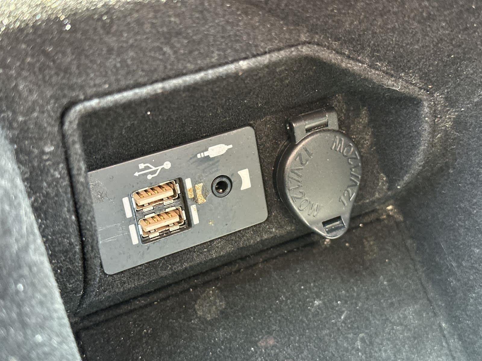 Thumbnail: 2021 Lexus IS - 31