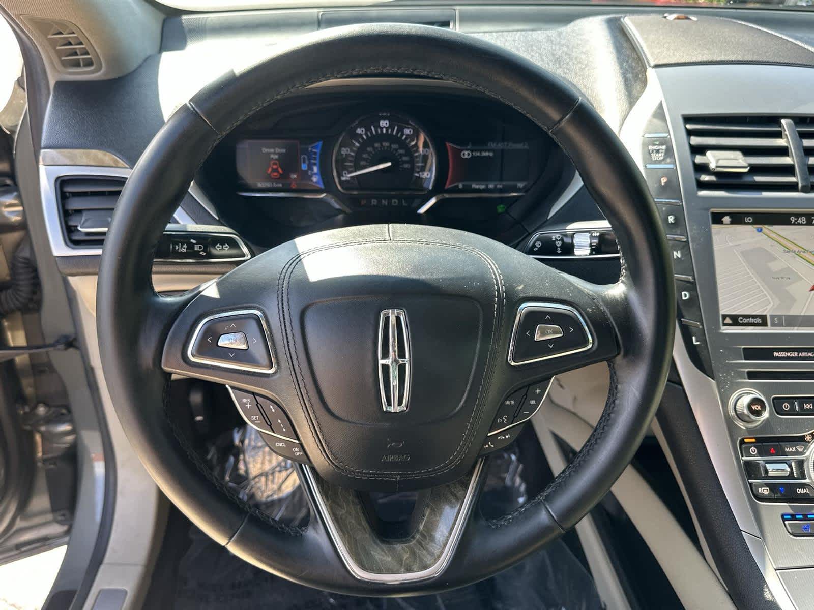 Thumbnail: 2017 Lincoln MKZ - 15