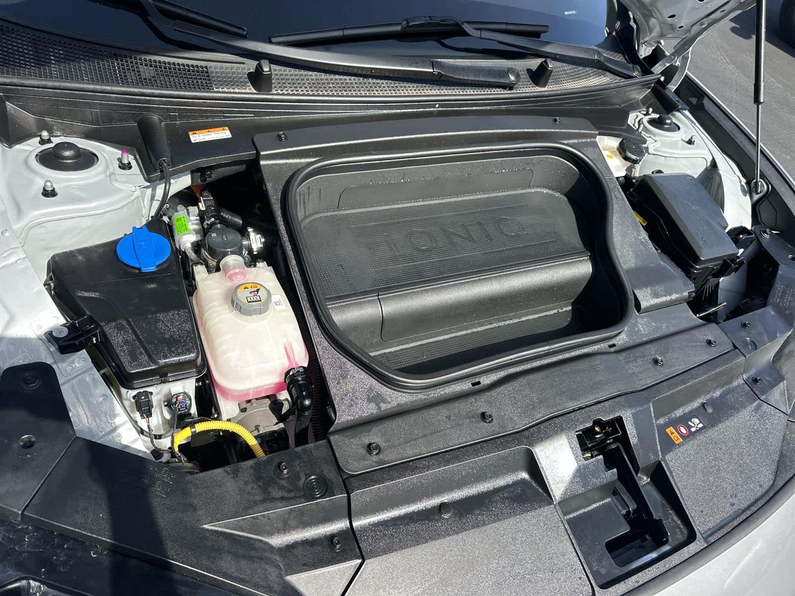 Thumbnail: 2024 Hyundai Ioniq 6 - 9