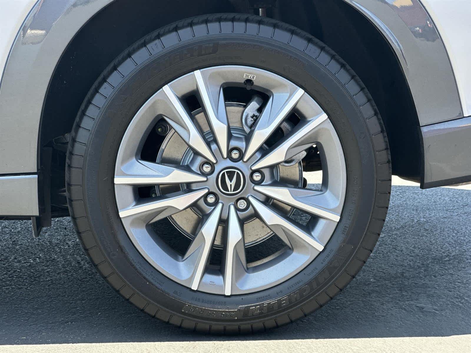 Thumbnail: 2025 Acura ADX - 8