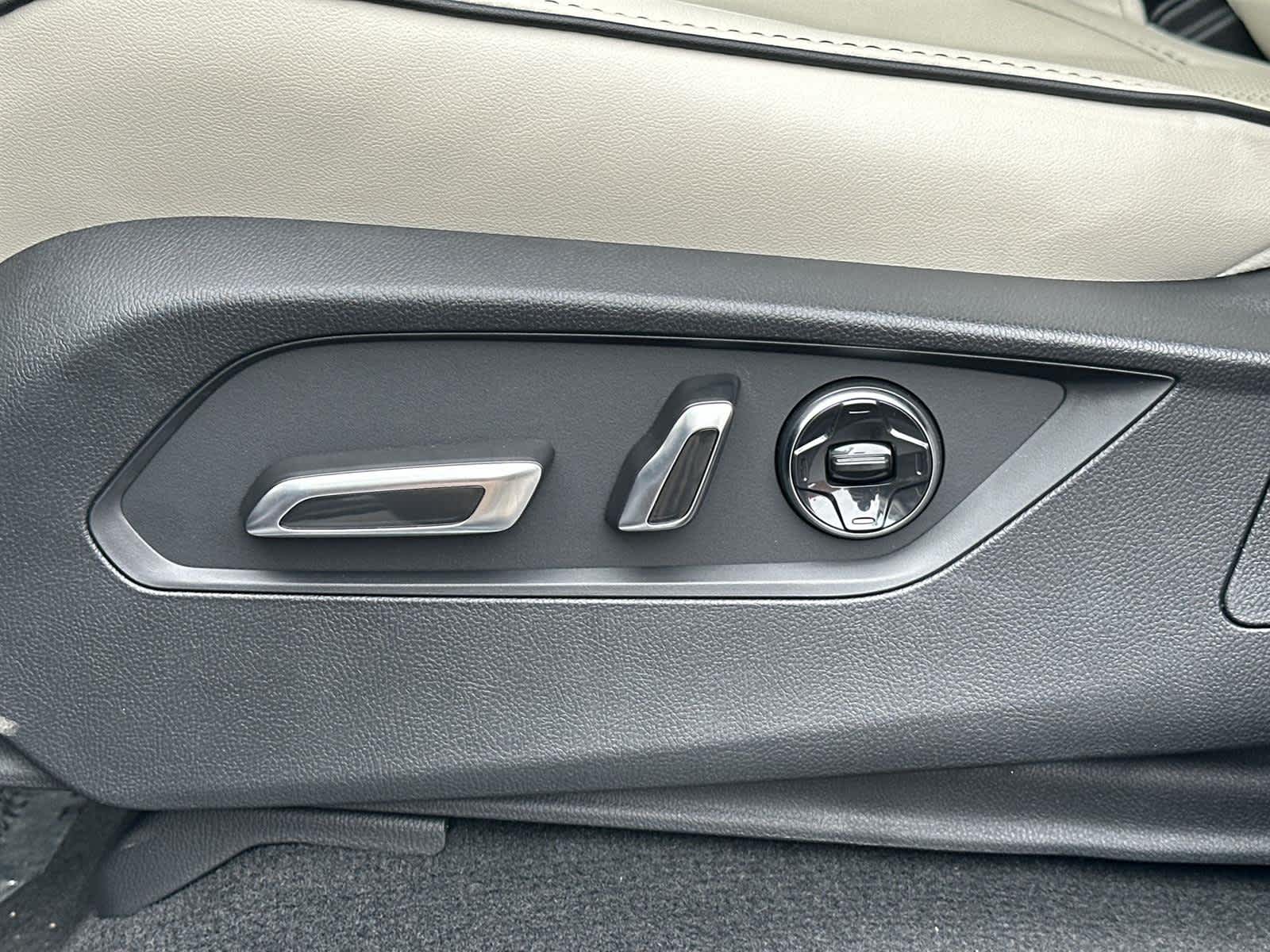 Thumbnail: 2026 Acura MDX - 23