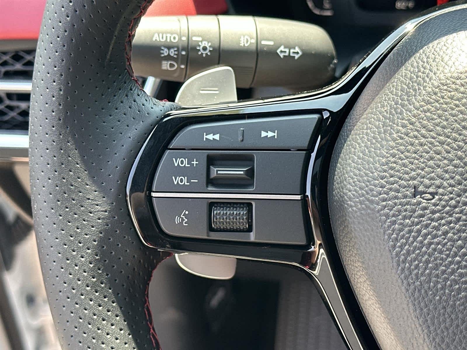 Thumbnail: 2025 Acura ADX - 23