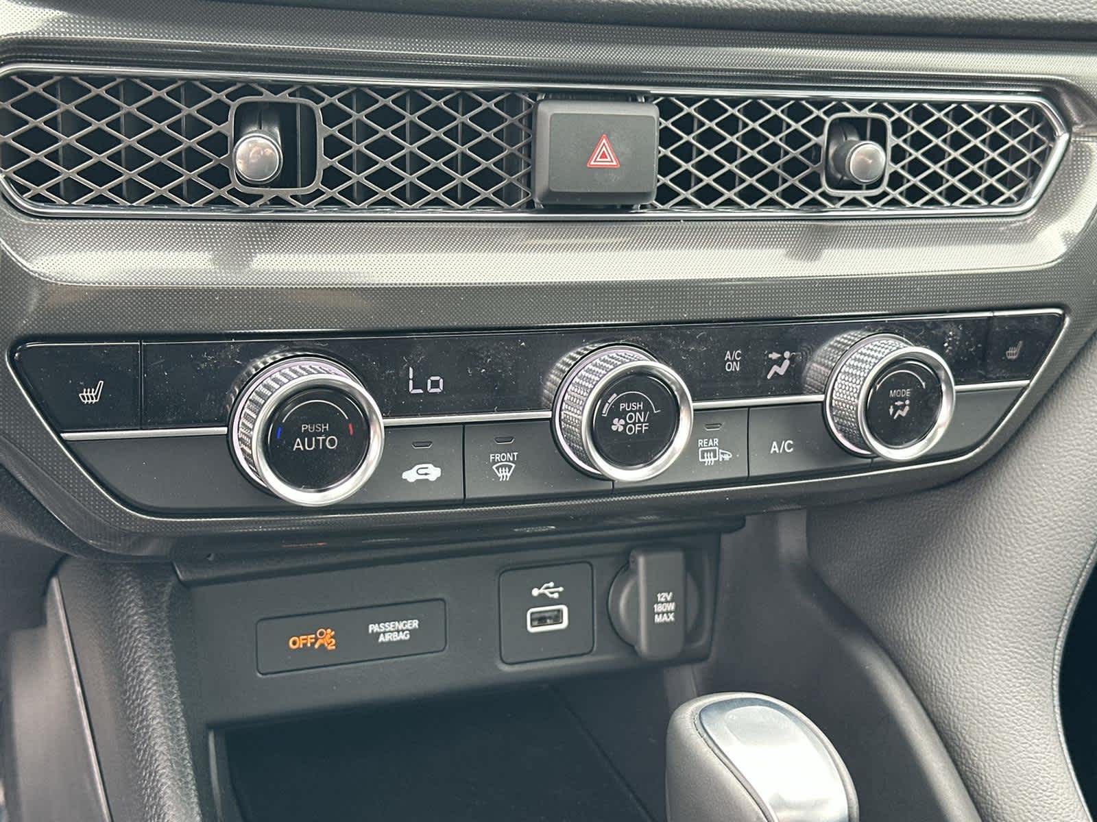 Thumbnail: 2025 Acura Integra - 28