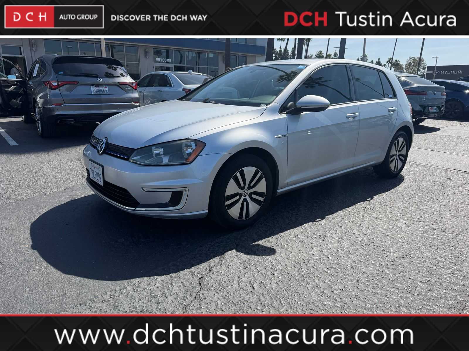 2016 Volkswagen e-Golf SE -
                  Tustin, CA