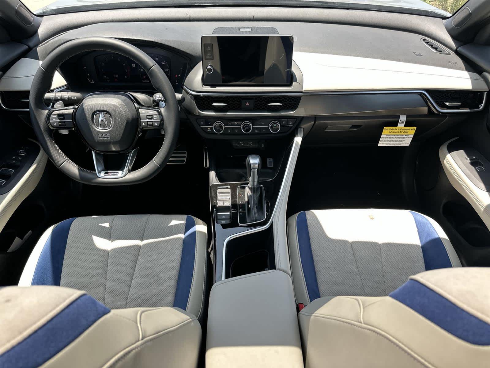 Thumbnail: 2025 Acura ADX - 10