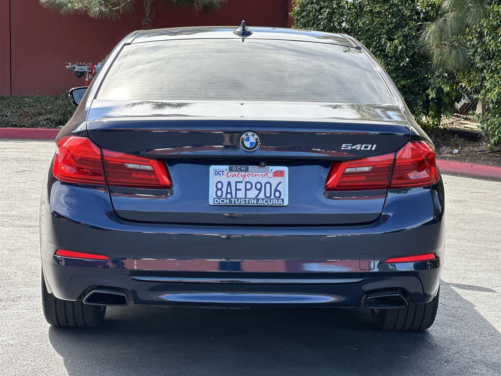 Thumbnail: 2017 BMW 5 Series - 5