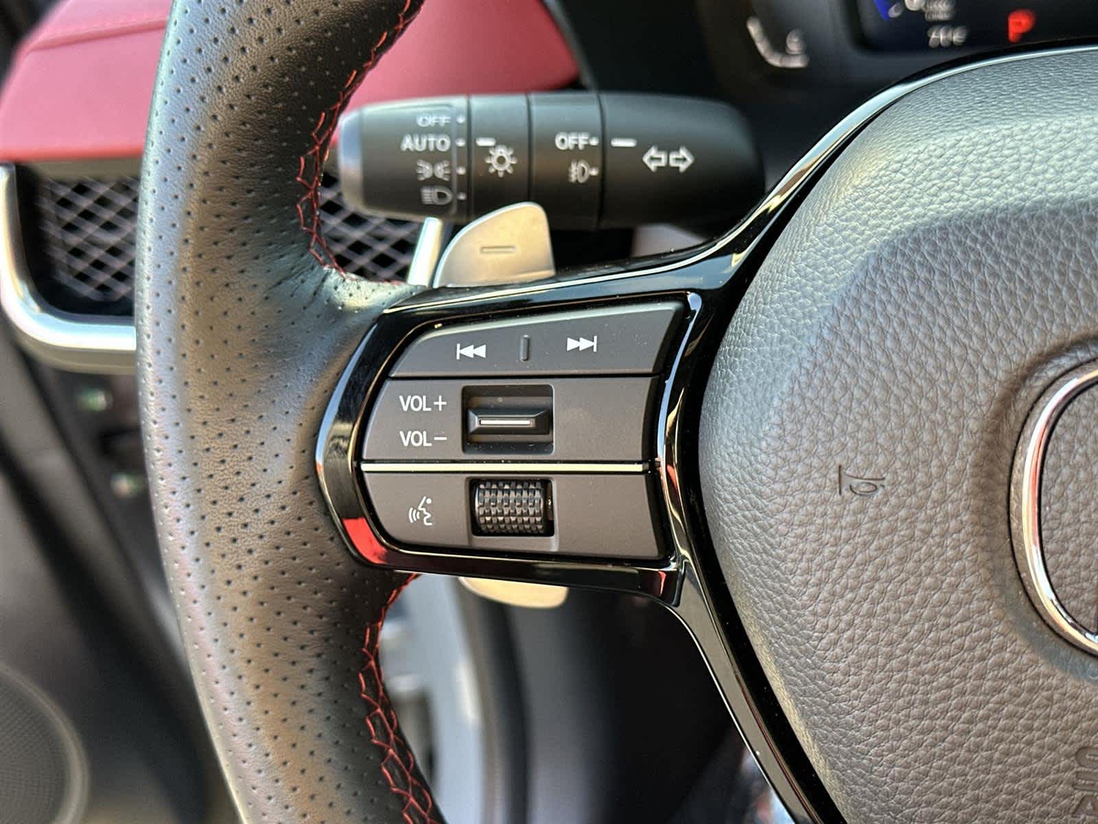 Thumbnail: 2025 Acura ADX - 23