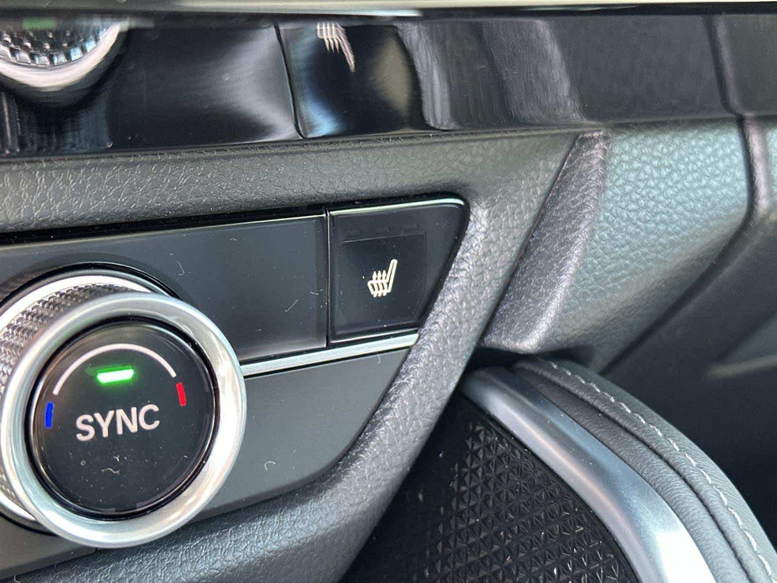 Thumbnail: 2025 Acura ADX - 25