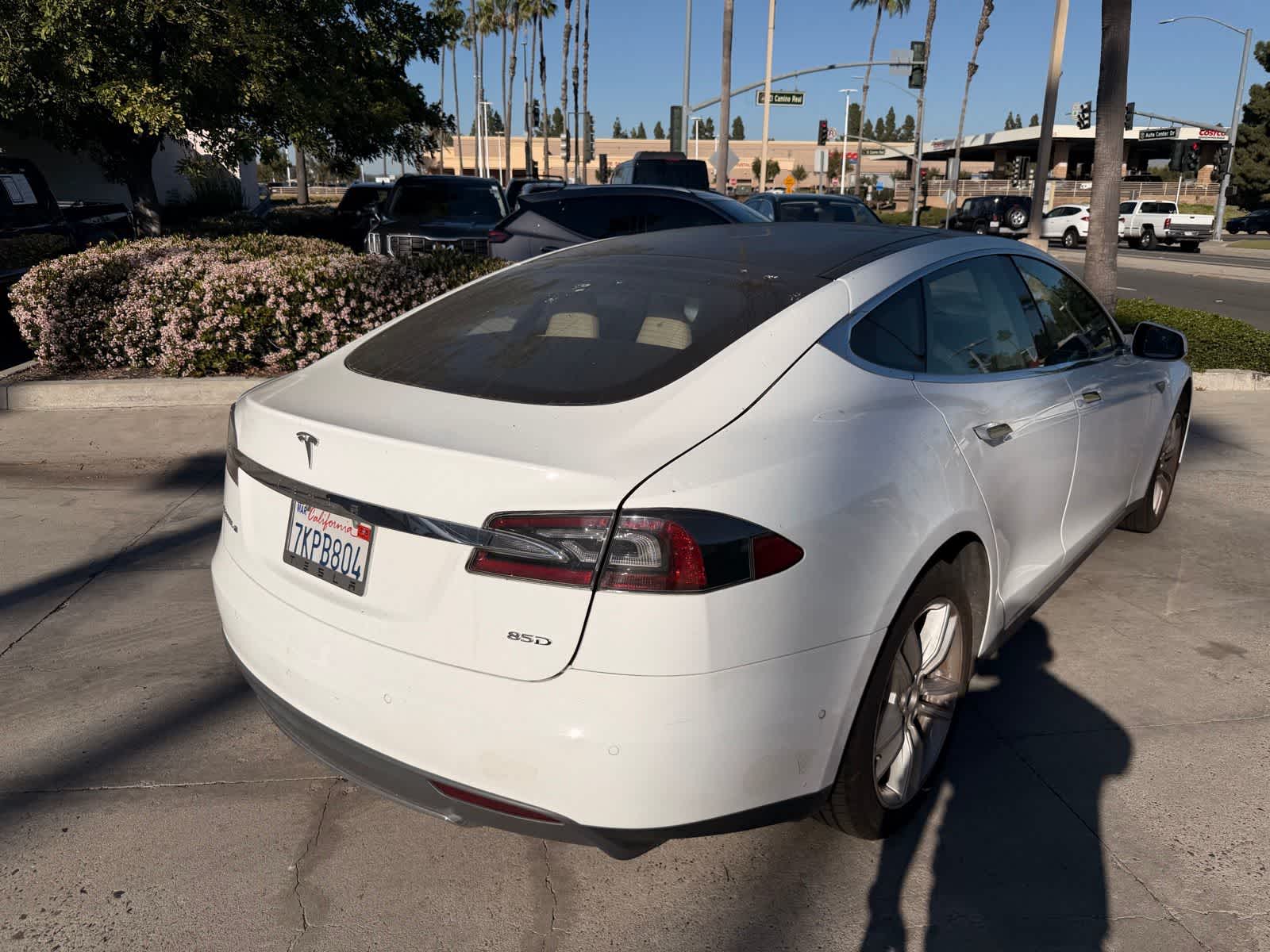 Thumbnail: 2015 Tesla Model S - 5