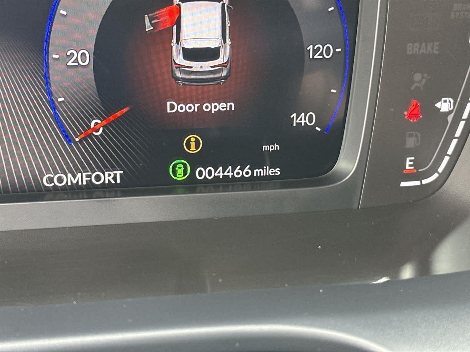 Thumbnail: 2025 Acura ADX - 19