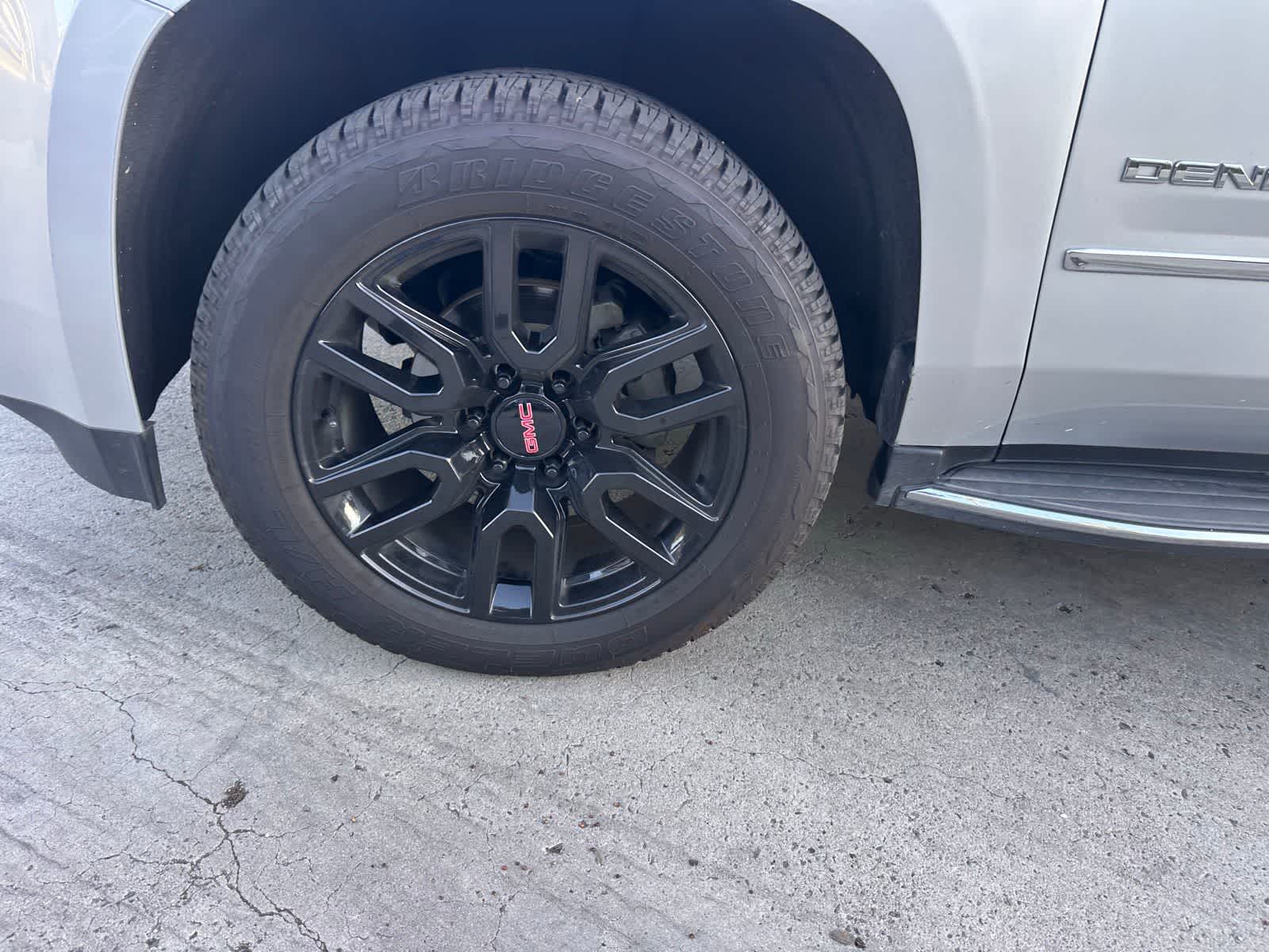 Thumbnail: 2018 GMC Yukon XL - 9